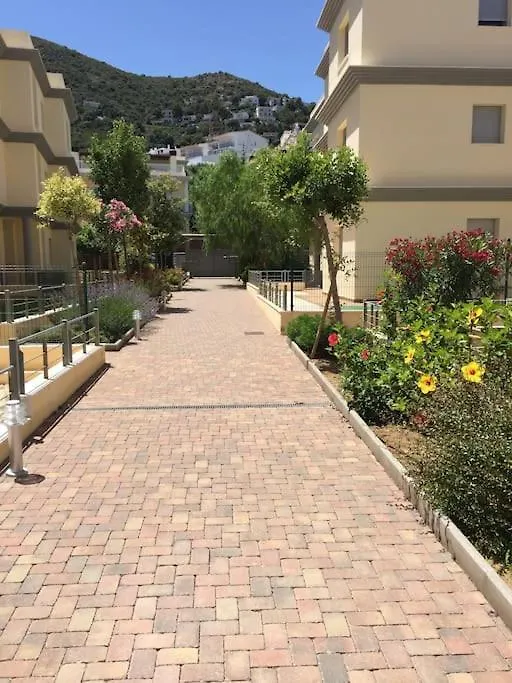 Residence Avec Piscine Face A La Mer, 1Ere Ligne Llanca Apartment