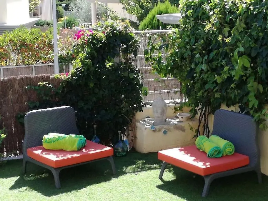 Residence Avec Piscine Face A La Mer, 1Ere Ligne 兰卡 公寓