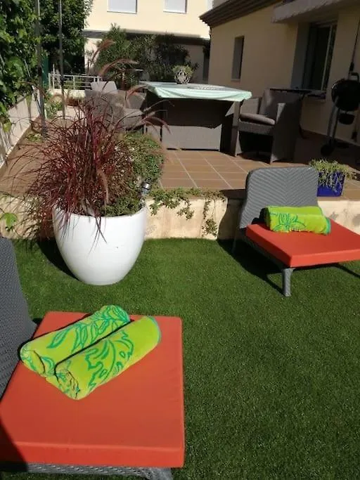 Residence Avec Piscine Face A La Mer, 1Ere Ligne Llanca Spain
